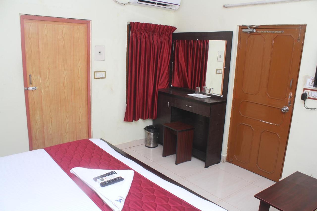 Skyry Hotels T Nagar Chennai Dış mekan fotoğraf